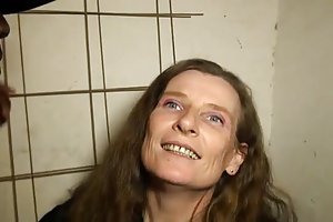 អេលីស្សាអាសូរបុគ្គលិក porno ការប្រកួធ្មប់